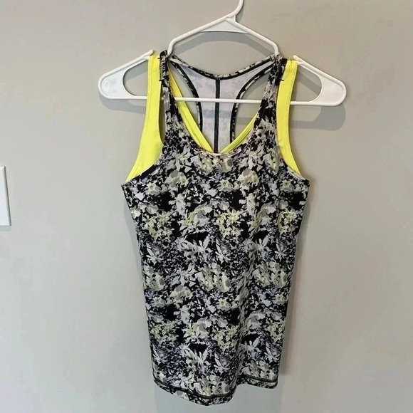 Lululemon 2 in 1 Sports Bra/Tank Top Floral and Electric Yellow Size 6 - Picture 1 of 6